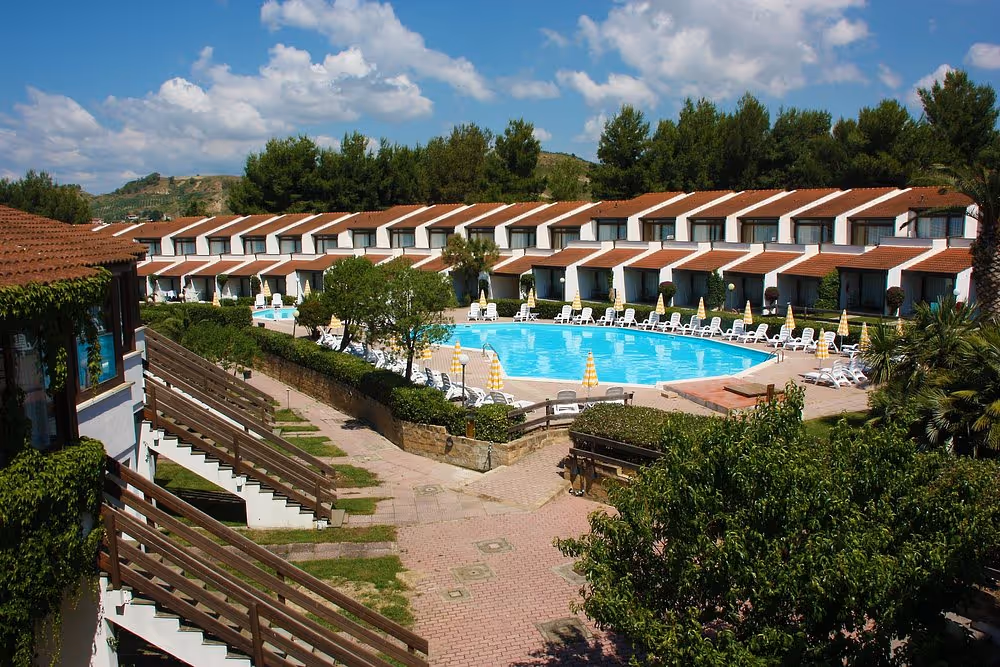 PortoKaleoResort-Italy-2-SteccatodiCutro-property1.jpg