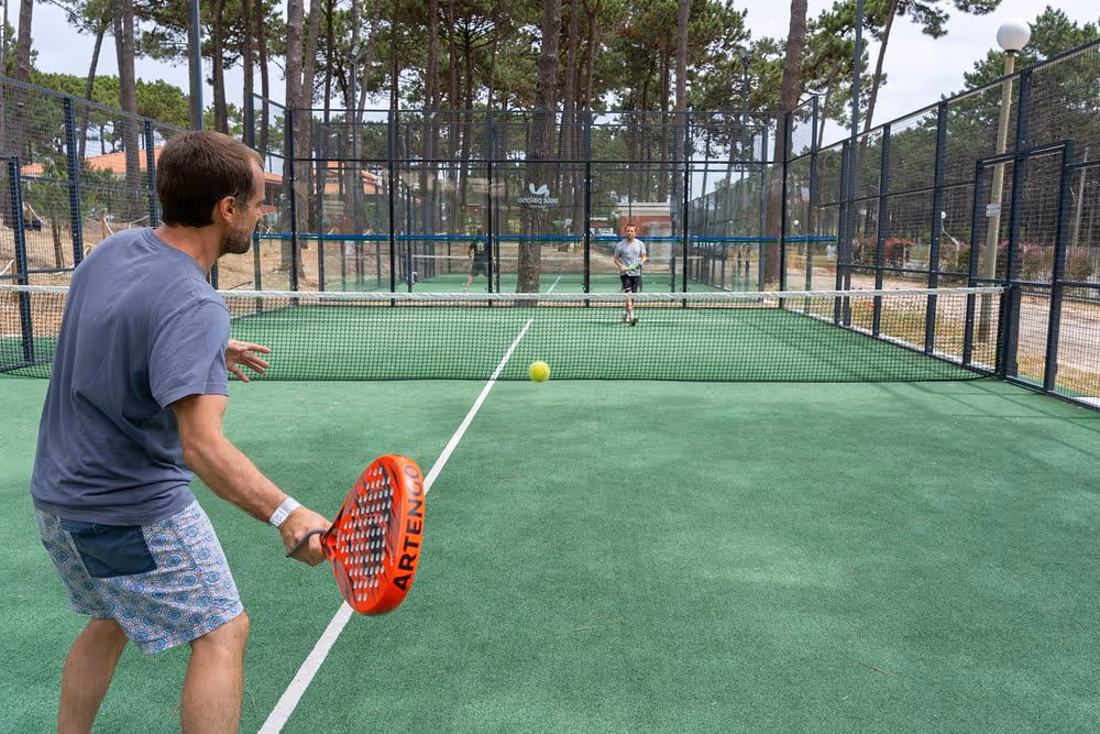 ohai-nazaré-outdoor-resort-portugal-2-padel-courts-nazaré-court2.jpg