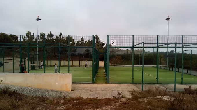 bom-sucesso-resort-portugal-2-padel-courts-óbidos-court1.jpg
