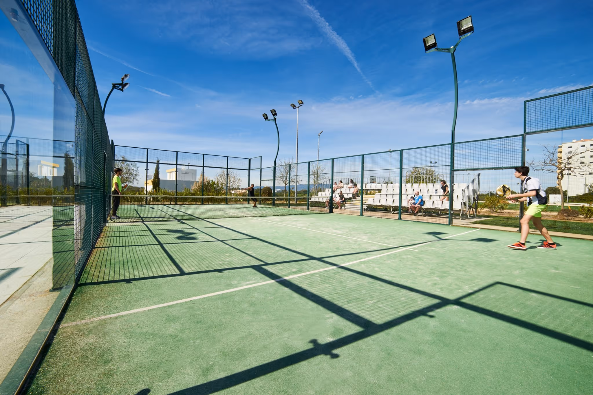 AlvorBaíaResortHotel-Portugal-2-Portimão-court1.jpg