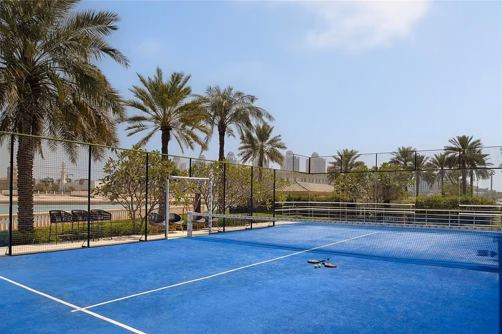 marsa-malaz-kempinski,-the-pearl-qatar-2-padel-courts-doha-court4.jpg