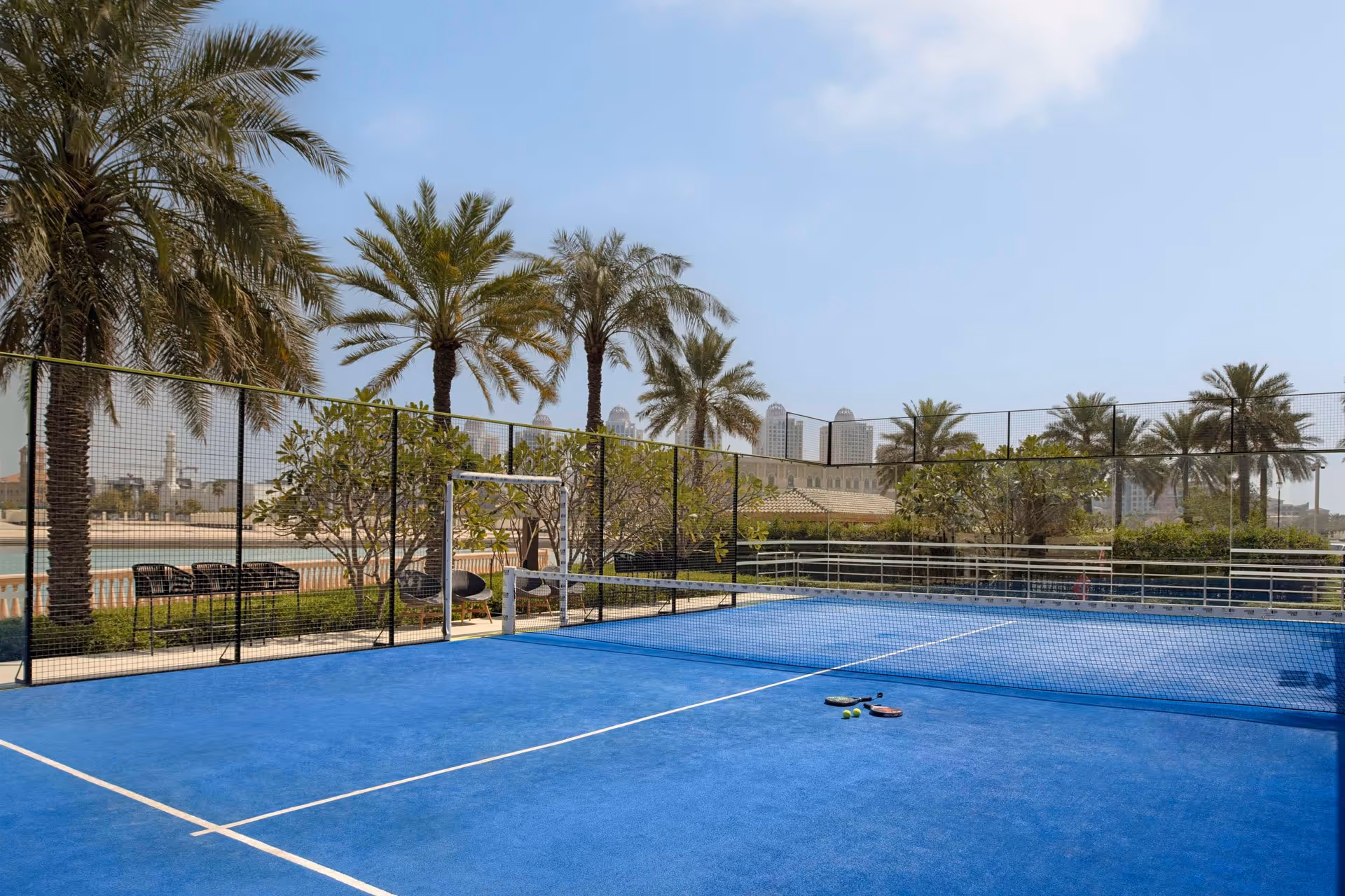 marsa-malaz-kempinski,-the-pearl-qatar-2-padel-courts-doha-court2.jpg