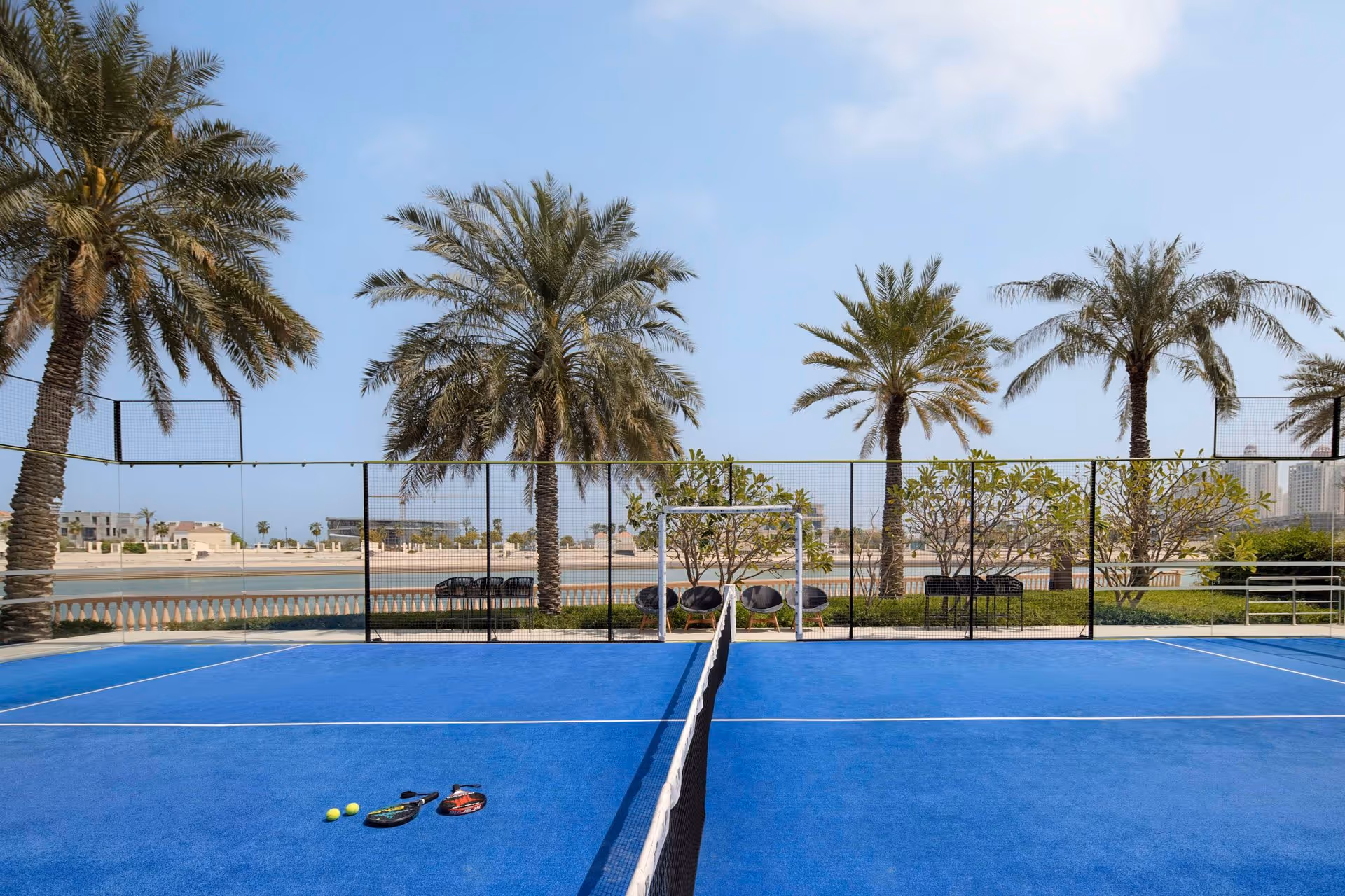marsa-malaz-kempinski,-the-pearl-qatar-2-padel-courts-doha-court1.jpg