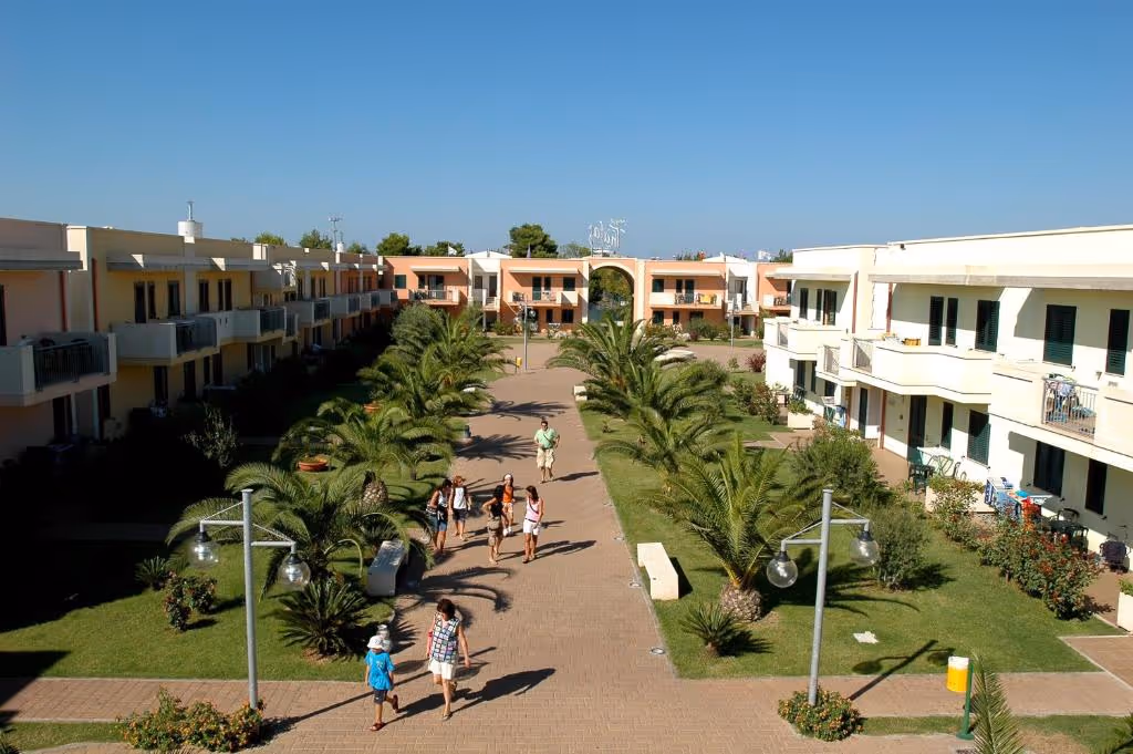 HotelThàlasClub-Italy-1-	Torredell'Orso-property1.jpg