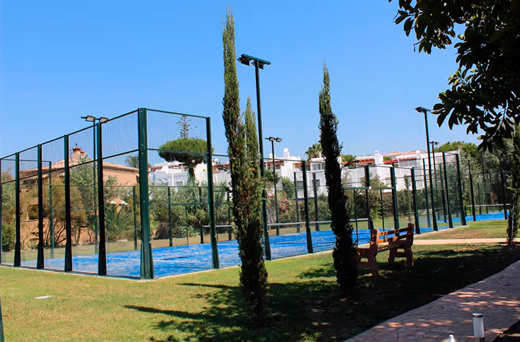 AnantaraVillaPadiernaPalaceBenahavísMarbellaResort-ALeadingHotelOfTheWorld-Spain-15-Andalusia-court2.jpg