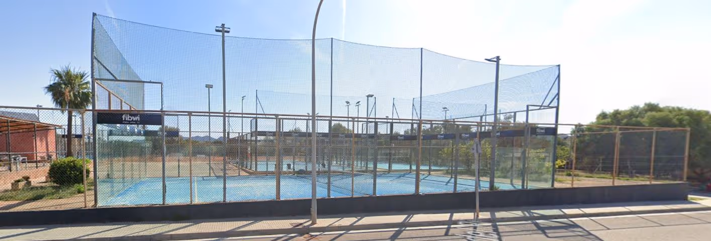 AparthotelClubSimo-Spain-6-BalearicIslands-court2.jpg