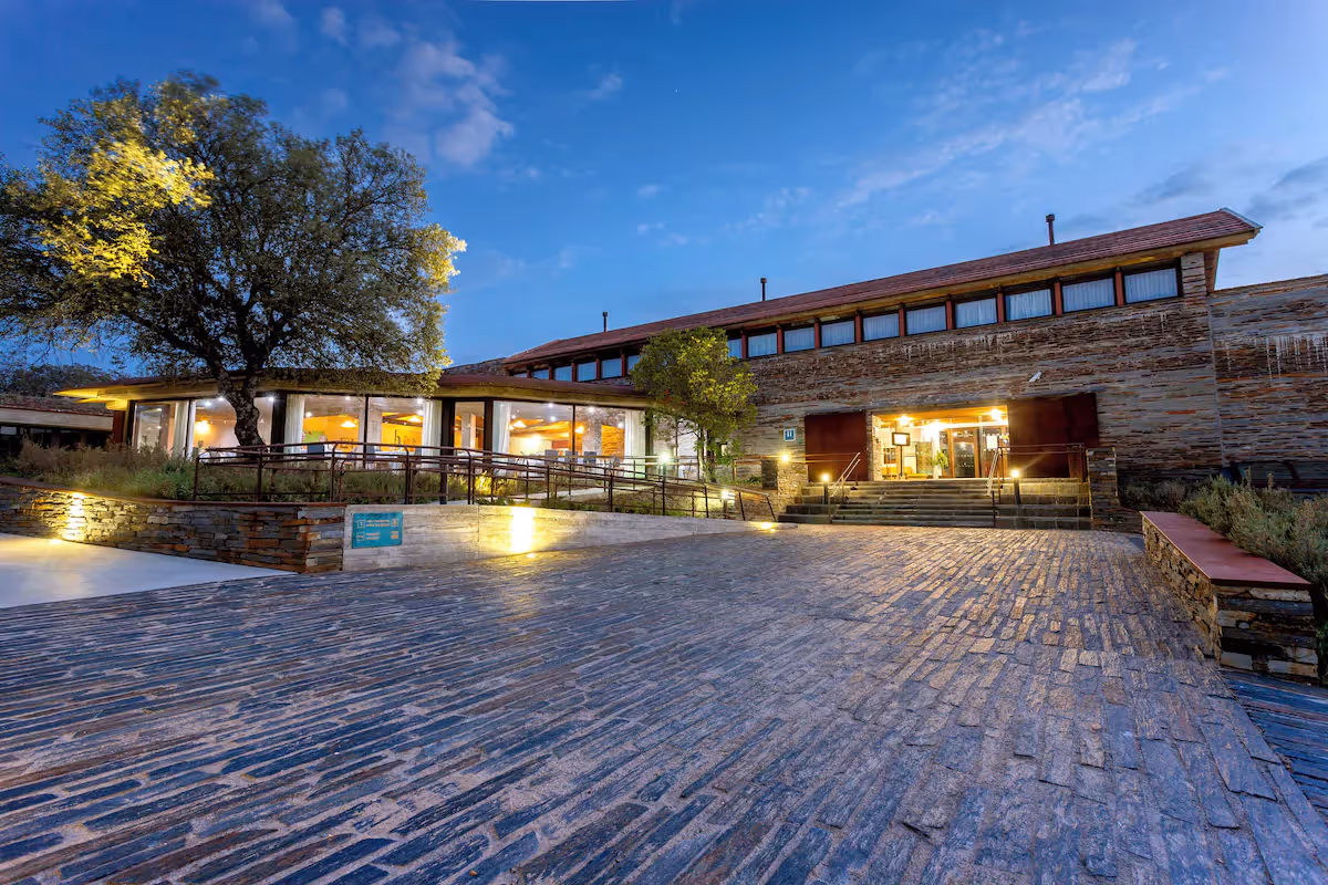 HotelParqueDeMonfragüe-Spain-1-Extremadura-property1.webp