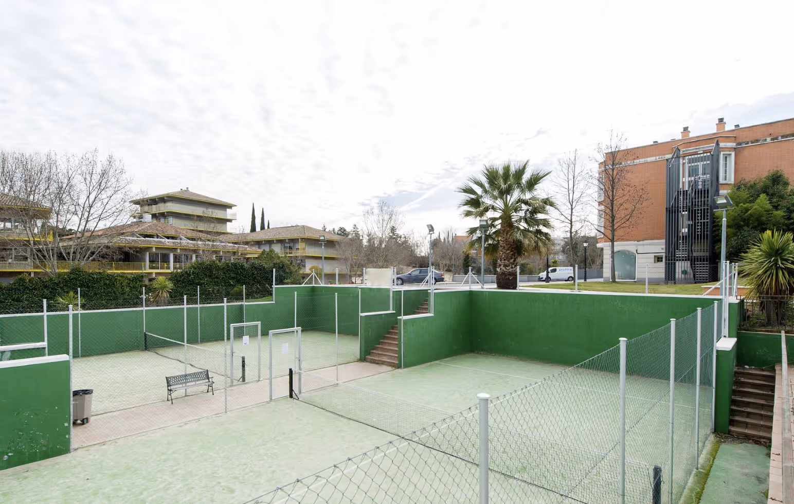 ExeZarzuelaPark-Spain-2-Madrid-court2.png