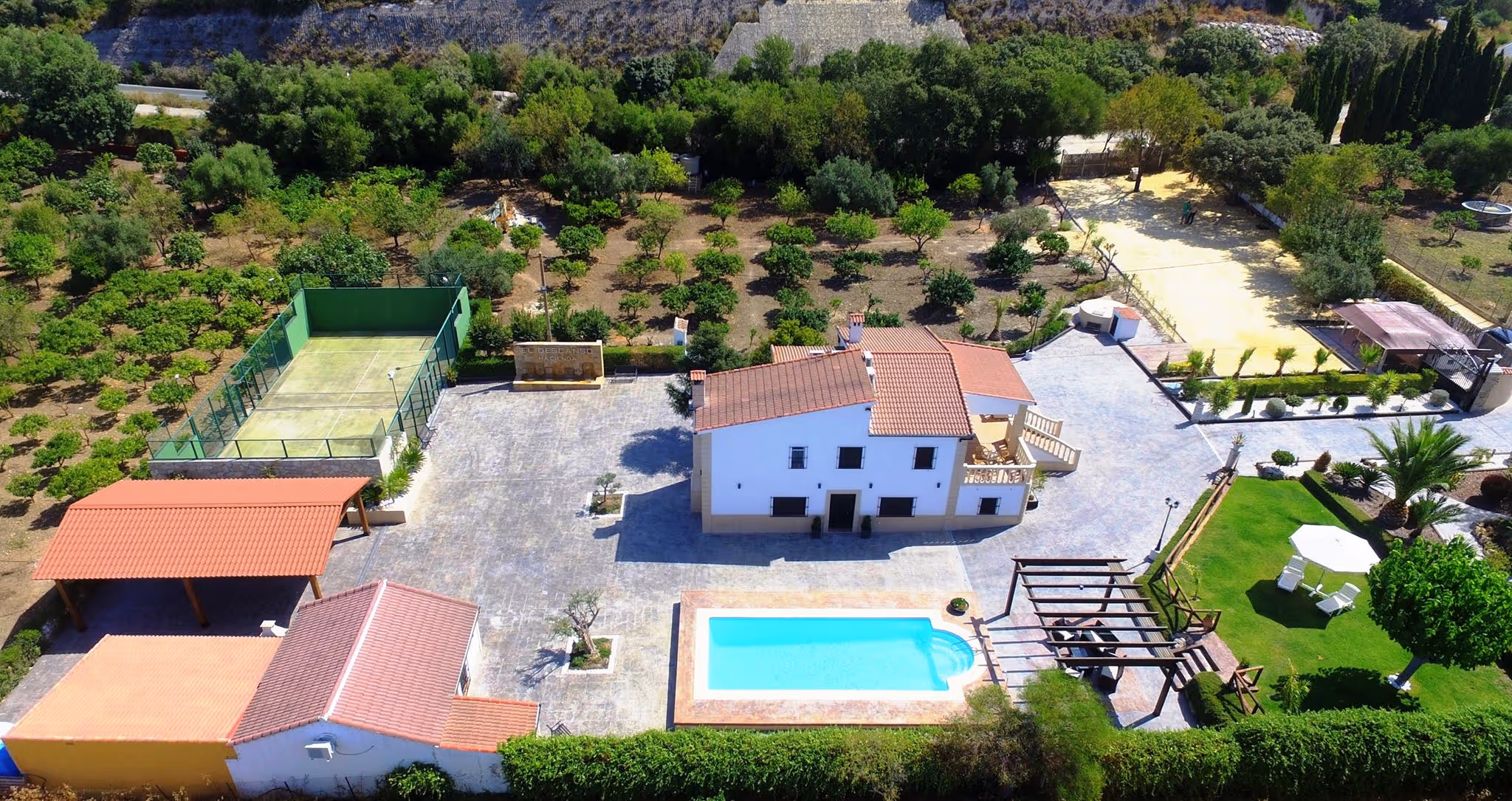 HaciendaElDescanso-Spain-1-Andalusia-property1.jpg