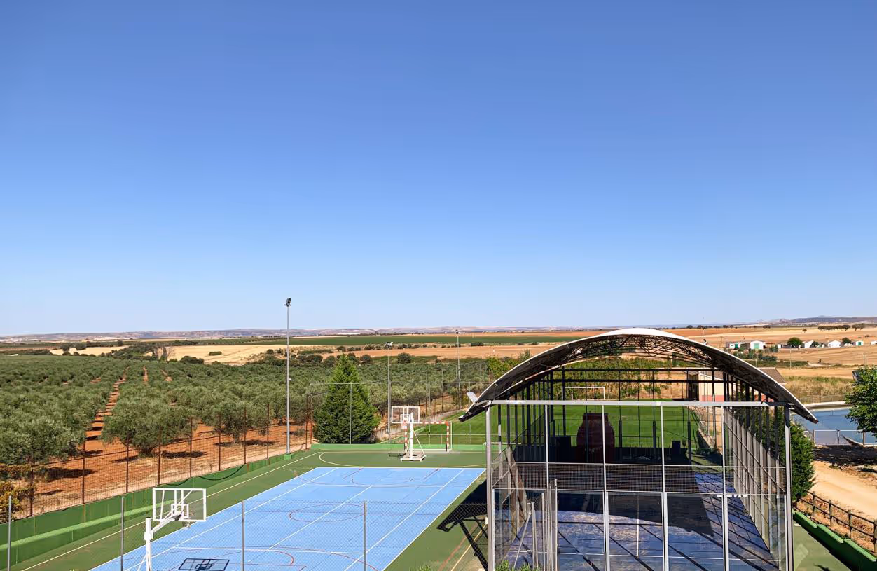 SpaComplejoRuralLasAbiertas-Spain-1-	Castile-LaMancha-hero.jpg