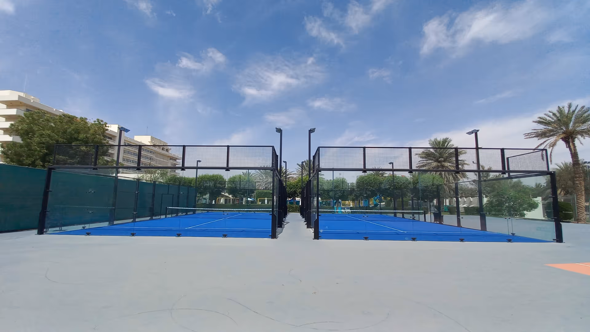 radisson-blu-hotel--resort,-abu-dhabi-corniche-united-arab-emirates-2-padel-courts-abu-dhabi-hero.jpg