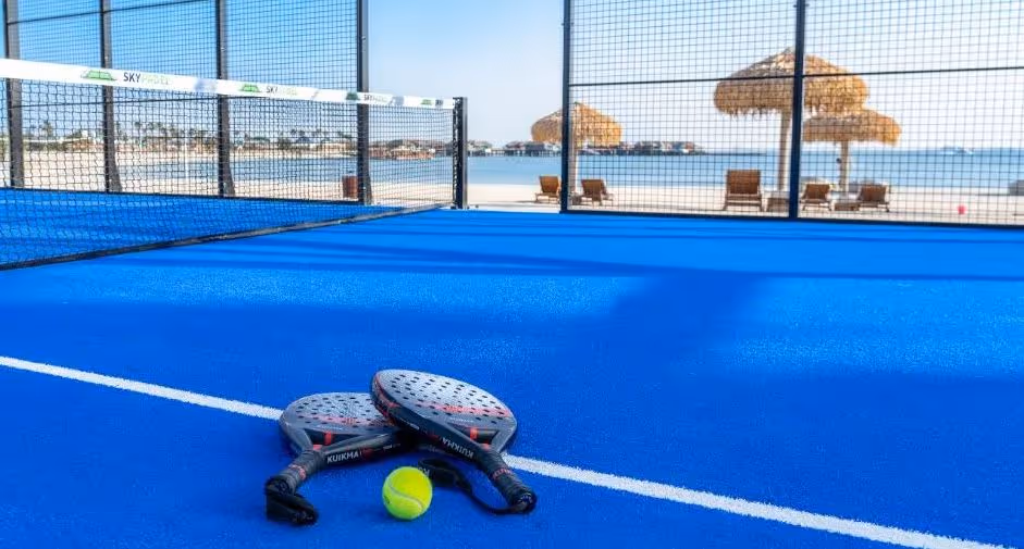 anantara-the-palm-dubai-resort-united-arab-emirates-2-padel-courts-dubai-court1.jpg