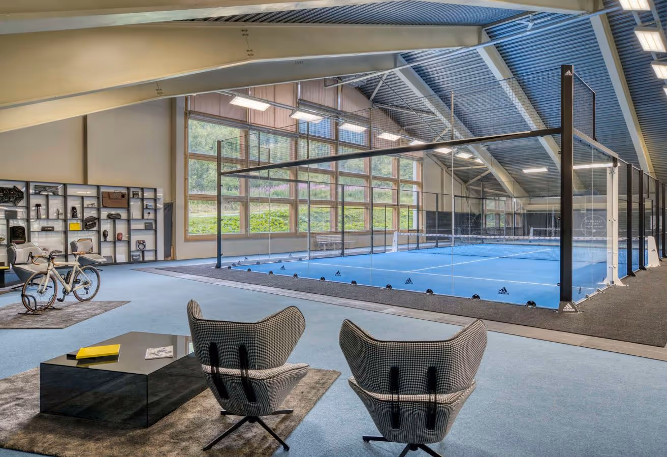 grand-hotel-des-bains-kempinski-switzerland-1-padel-courts-st.-moritz-court1.jpg