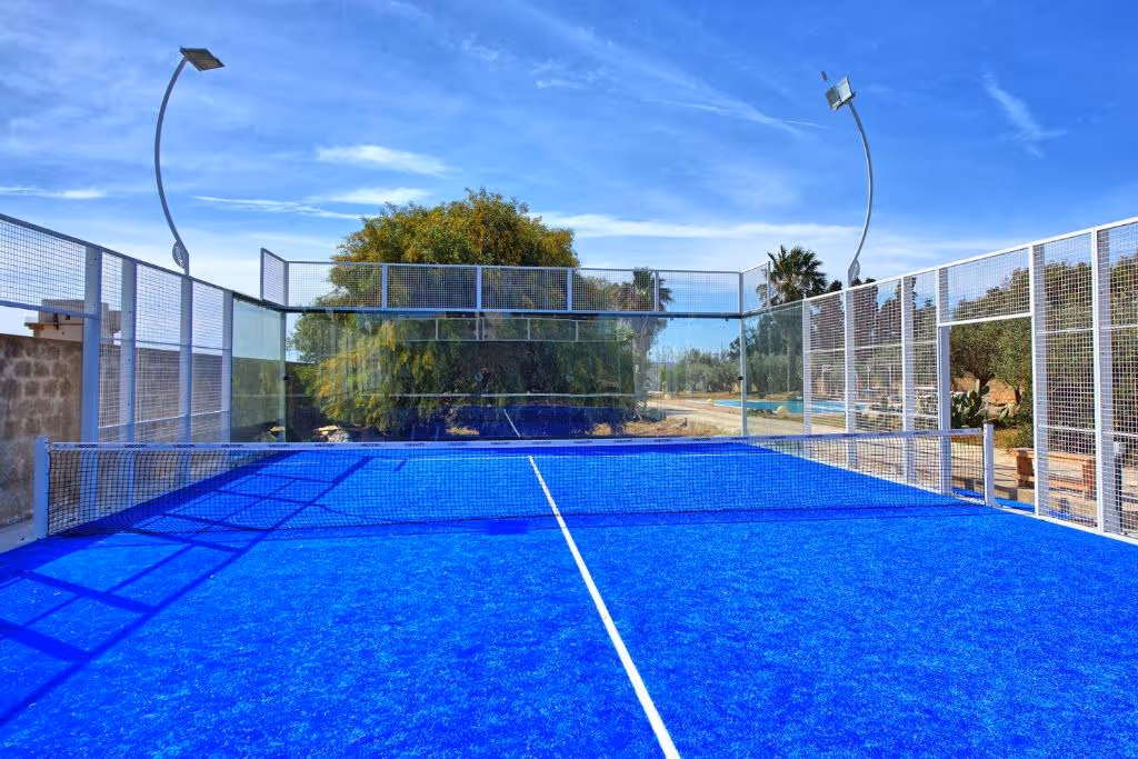 marausa-padel-villa-italy-1-padel-courts-marausa-court1.jpg