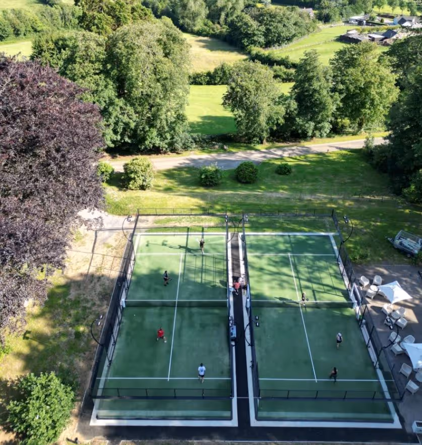 the-coed-y-mwstwr-hotel-united-kingdom-2-padel-courts-bridgend-court2.jpg