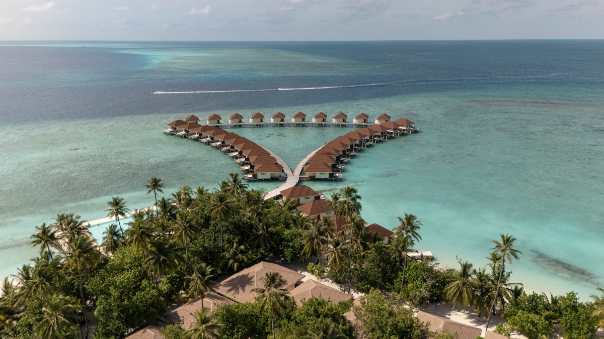 nakai-alimathà-resort-maldives-1-padel-courts-vaavu-atoll-property2.jpg