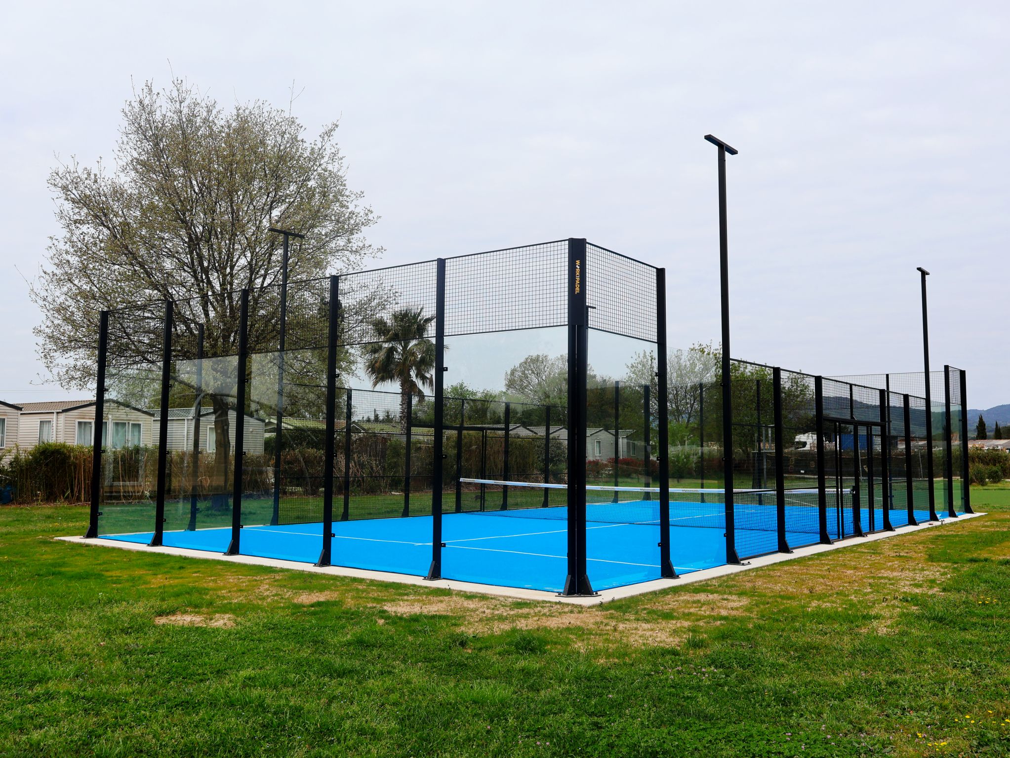 holiday-marina-resort-france-1-padel-courts-grimaud-hero.jpeg