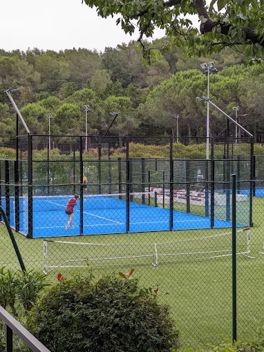 opio-en-provence-france-2-padel-courts-provence-alpes-côte-d’azur-court1.jpg
