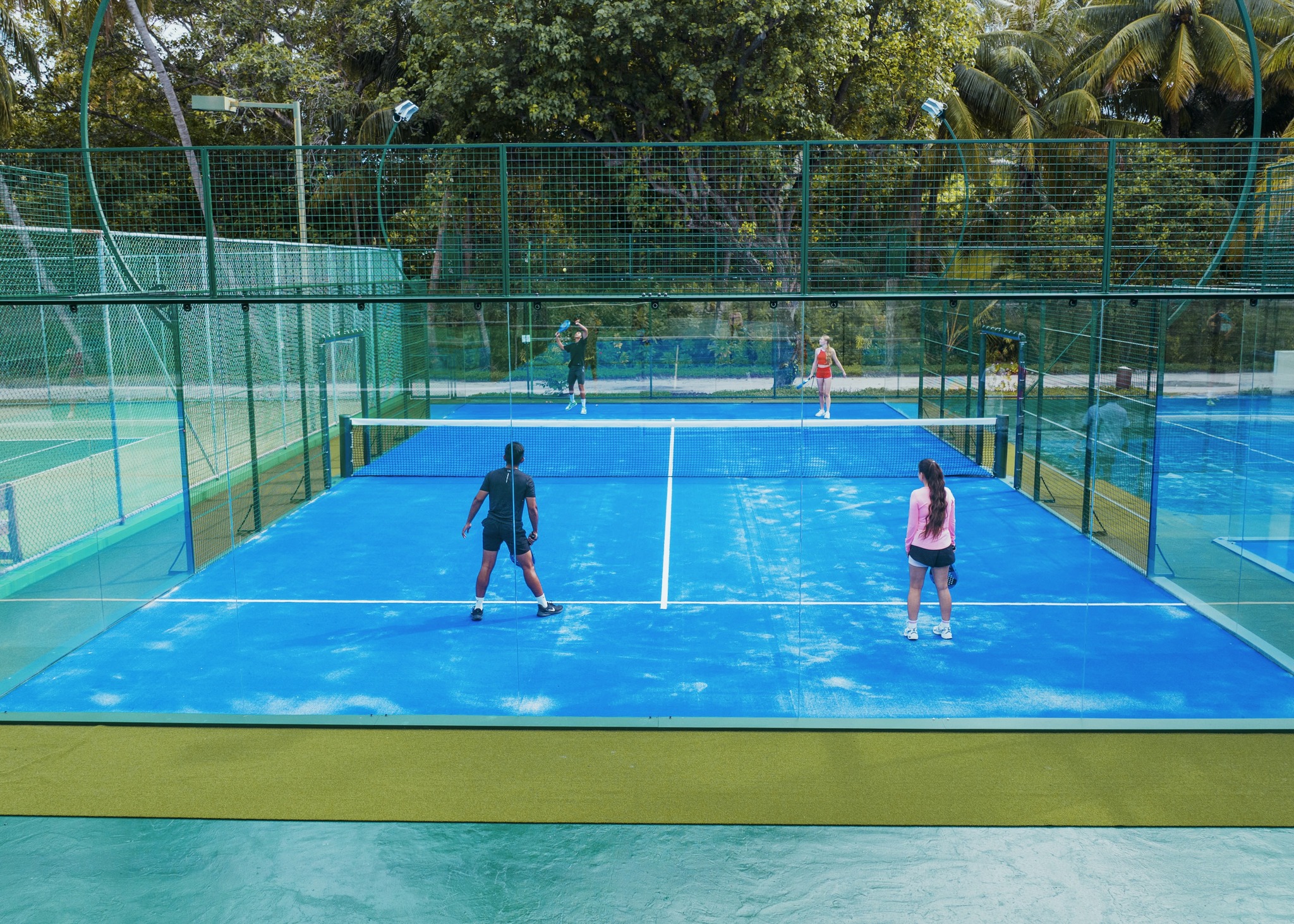 meeru-maldives-maldives-2-padel-courts-north-malé-atoll-court2.jpg