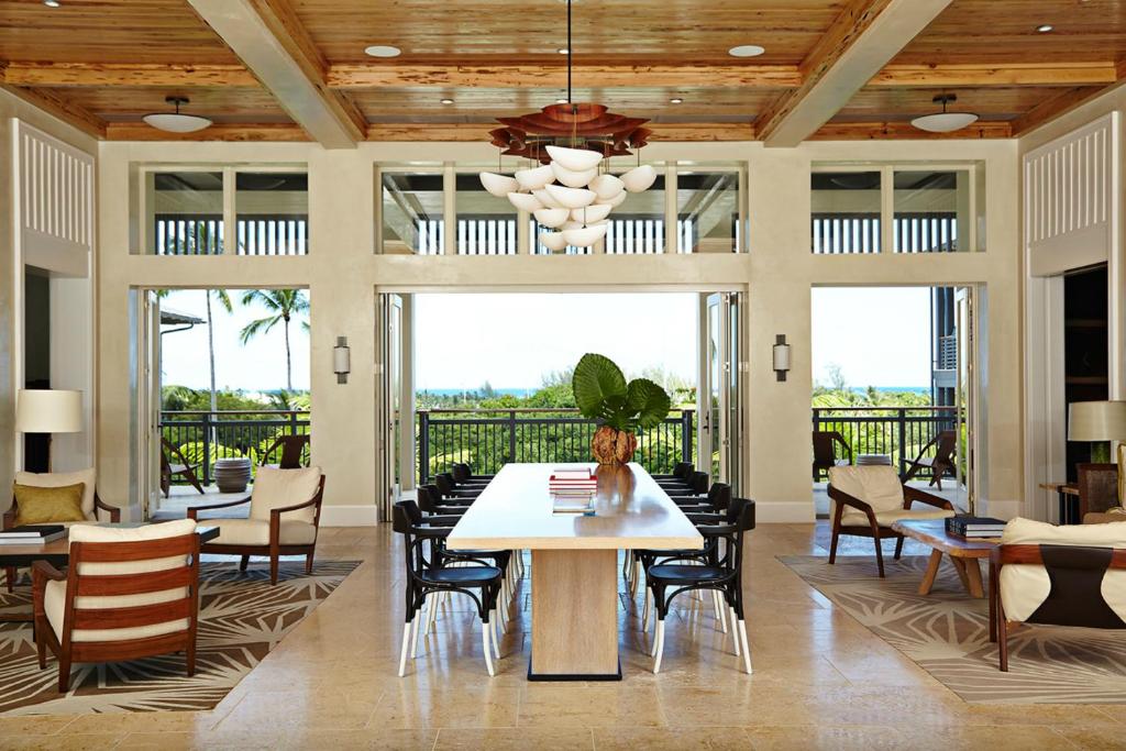 TheIslandHouse-Bahamas-1-NewProvidence-property2.jpg