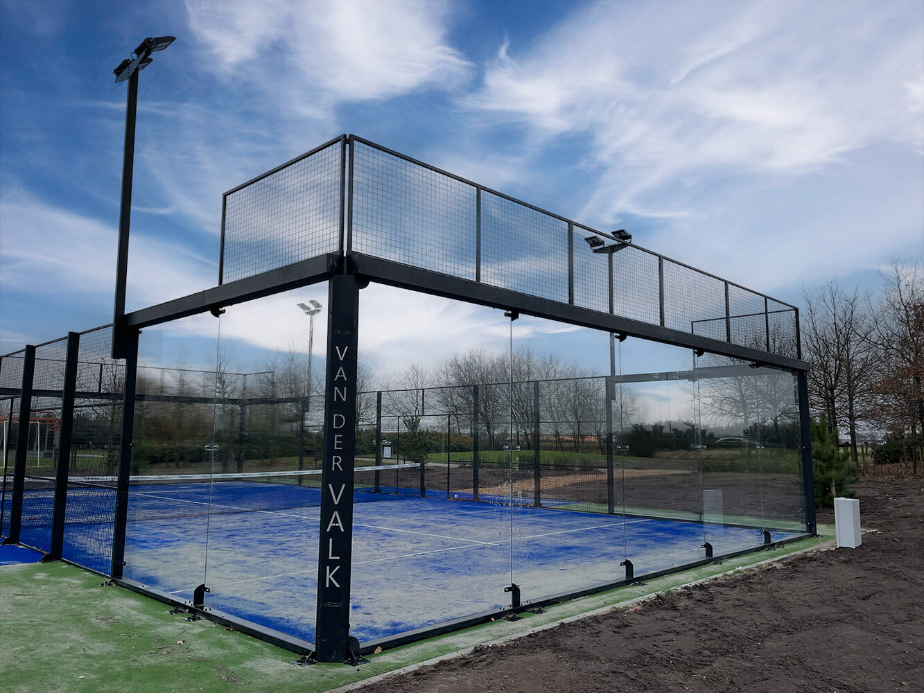 valk-hotel-schiphol-netherlands-1-padel-courts-north-holland-court1.jpg