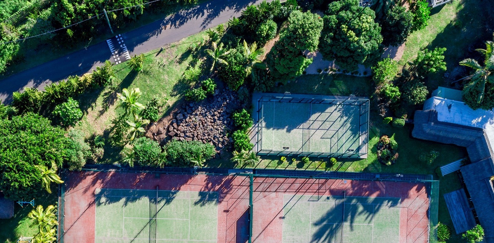lux*-grand-gaube-resort--villas-mauritius-1-padel-courts-rivière-du-rempart-hero.jpg