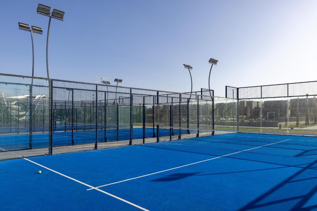 aldiana-club-naga-bay-egypt-3-padel-courts-red-sea-governorate-court2.jpg