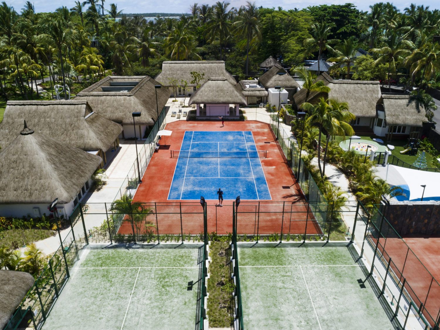 one&only-le-saint-géran-mauritius-2-padel-courts-belle-mare-court1.jpg