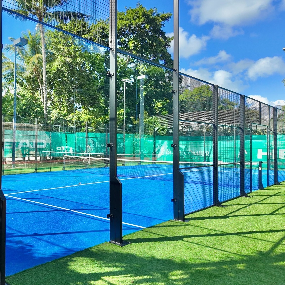 royal-palm-beachcomber-luxury-mauritius-1-padel-courts-grand-baie-hero.jpg