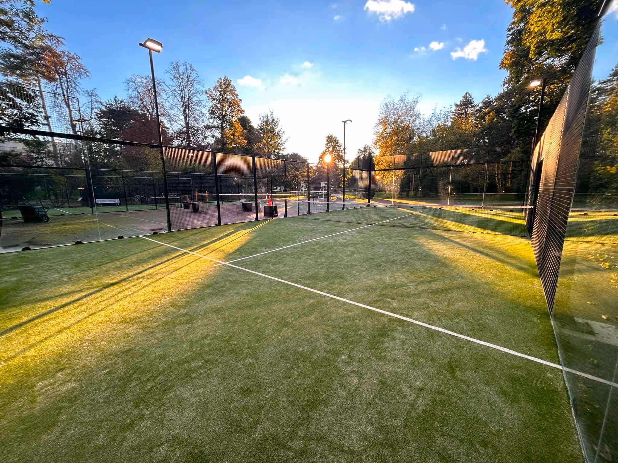 WaldorfAstoriaVersailles-France-3-ÎleDeFrance-court1.jpeg