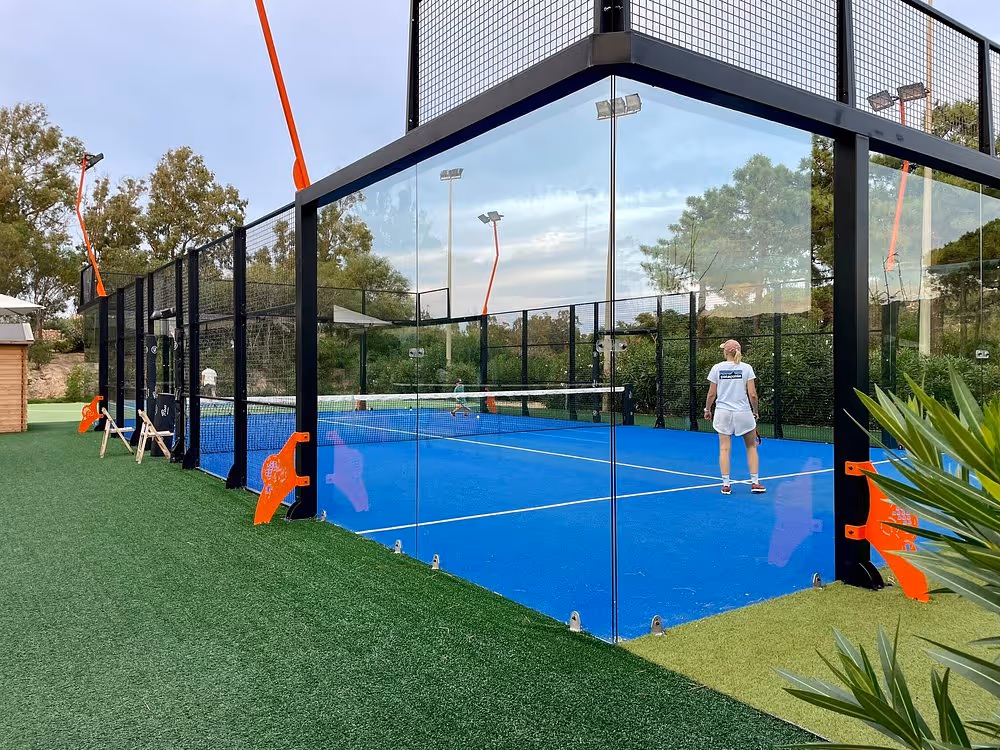 7PinesResortSardinia-Italy-2-Arzachena-court1.jpg
