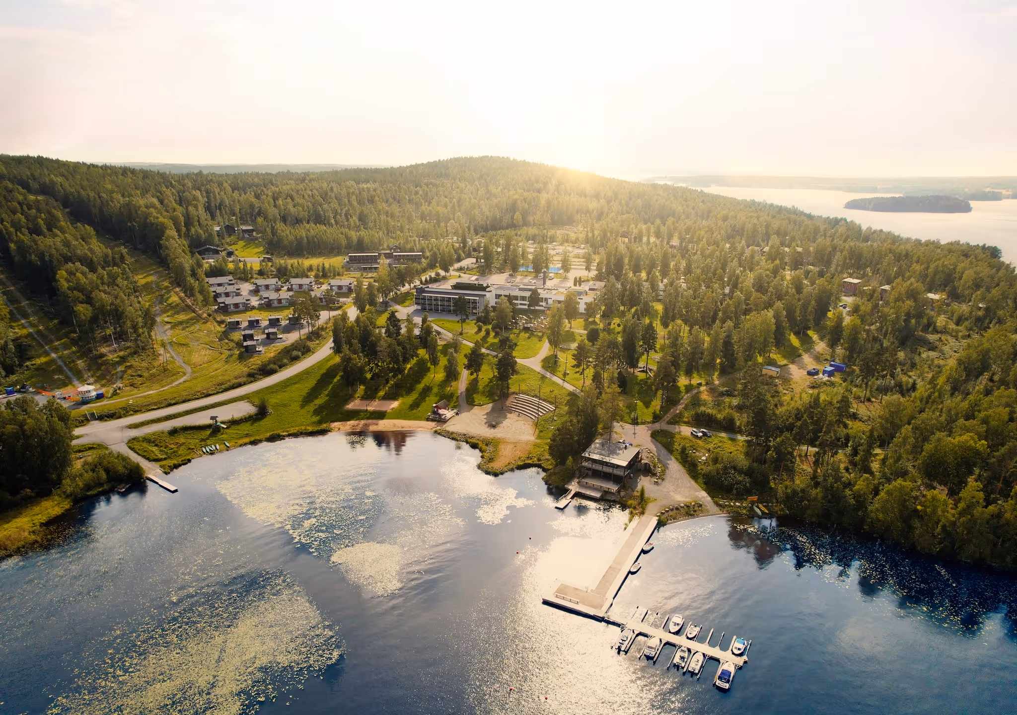 ellivuori-resort-finland-2-padel-courts-pirkanmaa-property2.jpg