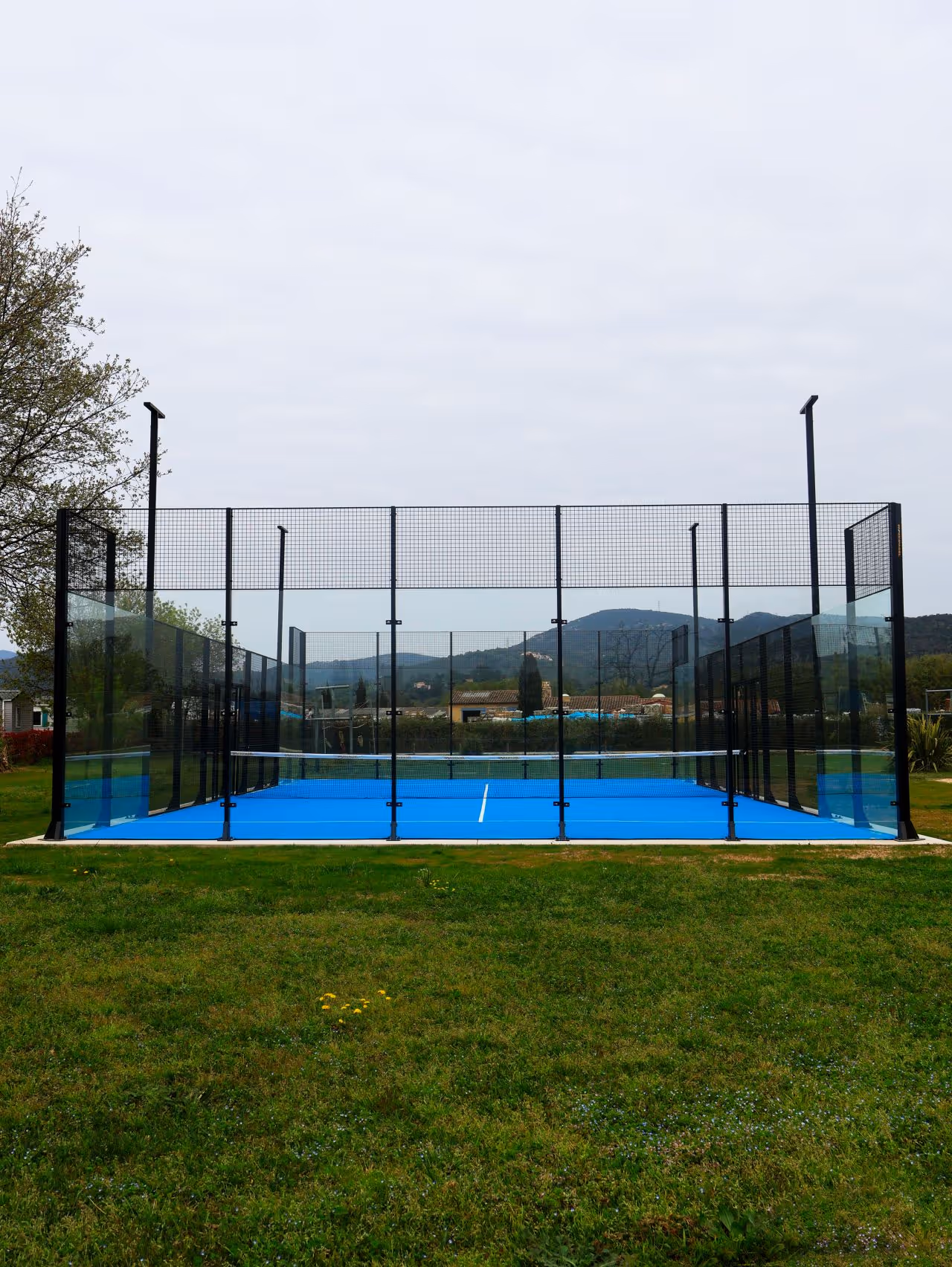 holiday-marina-resort-france-1-padel-courts-grimaud-court1.jpeg