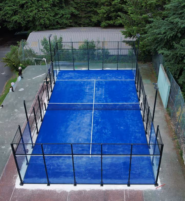 logis-hôtel-clair-matin-france-1-padel-courts-auvergne-rhône-alpes-court1.jpg