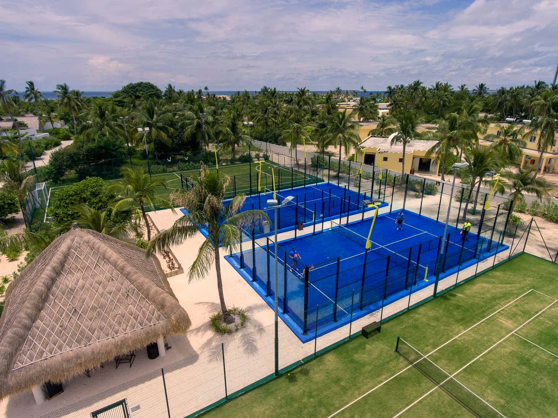 emerald-maldives-resort-&-spa-maldives-2-padel-courts-raa-atoll-hero.jpg