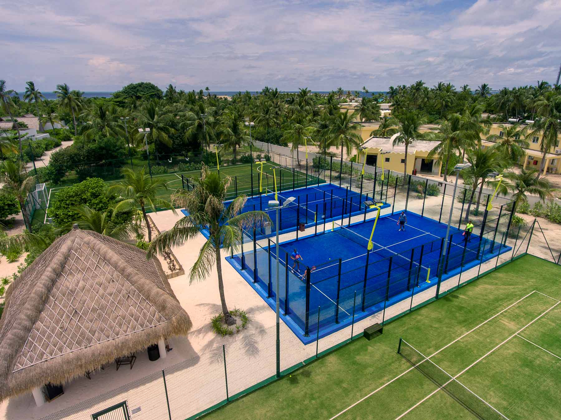 emerald-maldives-resort-&-spa-maldives-2-padel-courts-raa-atoll-hero.jpg