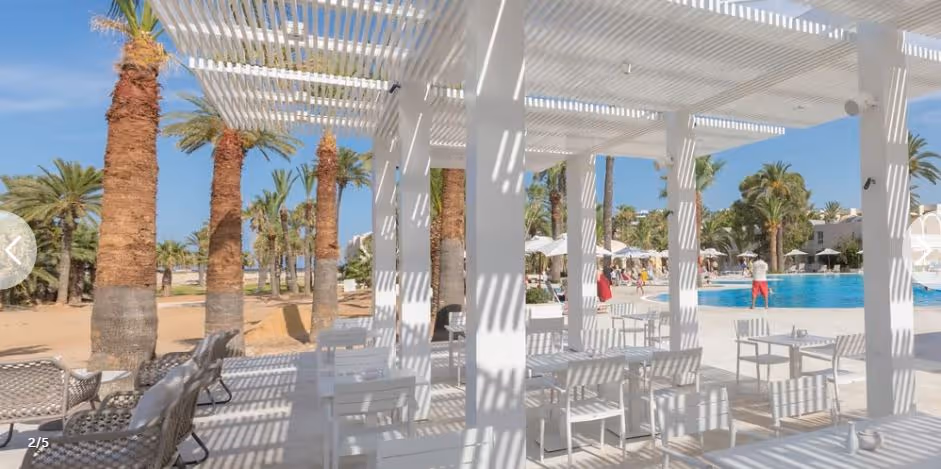 occidental-sousse-marhaba-tunisia-3-padel-courts-sousse-property1.jpg