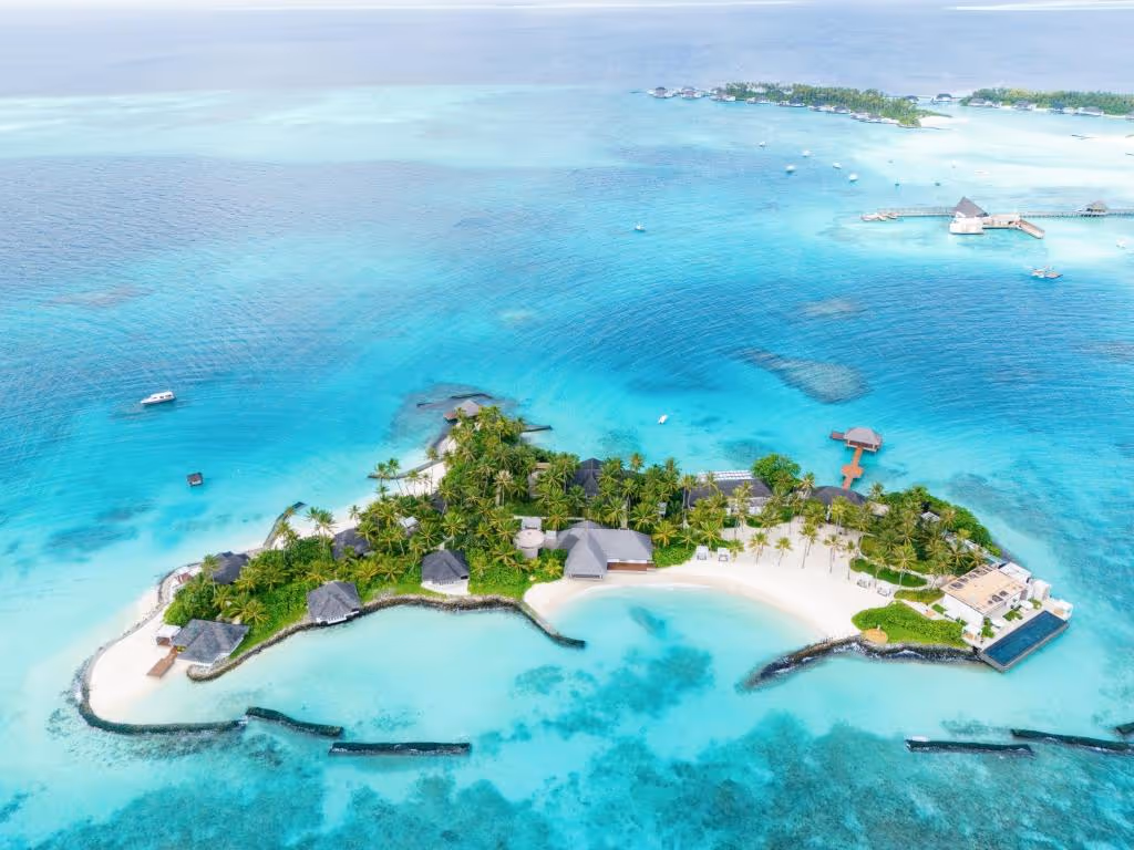 cheval-blanc-randheli-maldives-1-padel-courts-randheli-property1.jpg