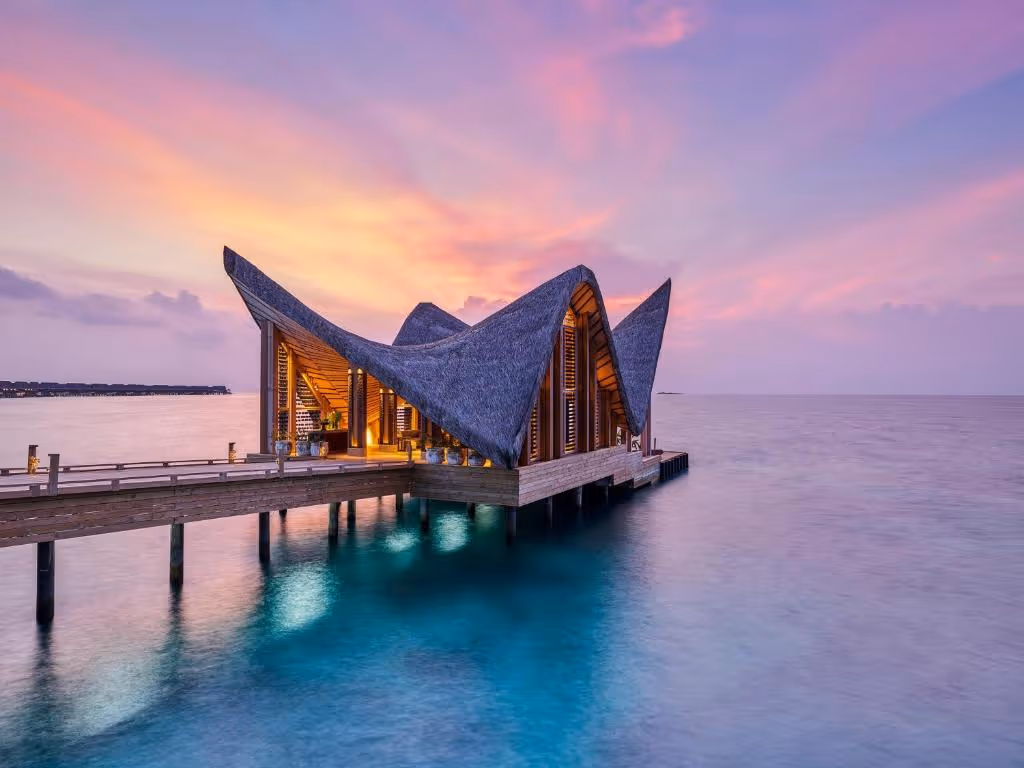 joali-maldives-maldives-1-padel-courts-raa-atoll-property2.jpg
