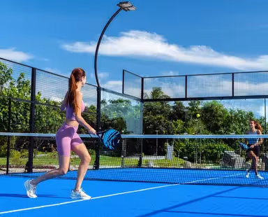 raaya-by-atmosphere-maldives-1-padel-courts-raa-atoll-court2.jpg