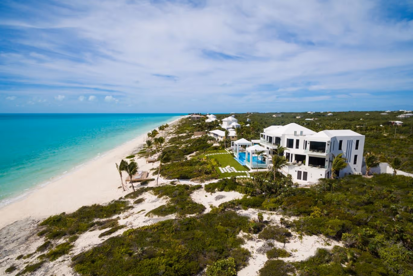 TritonLuxuryVilla-TurksandCaicos-2-Providencialeshero-property2.JPG