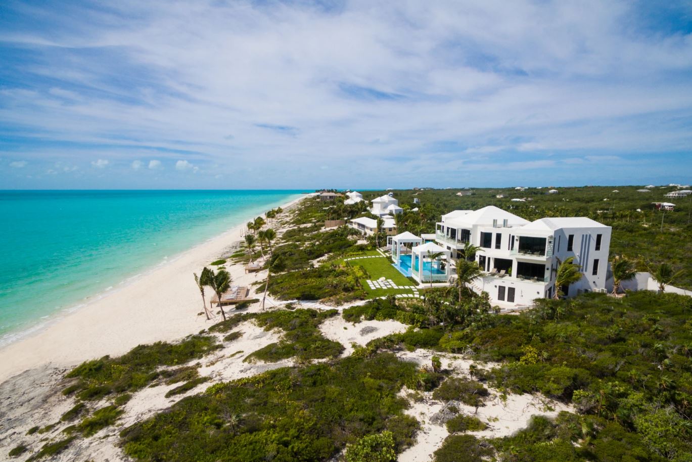 TritonLuxuryVilla-TurksandCaicos-2-Providencialeshero-property2.JPG