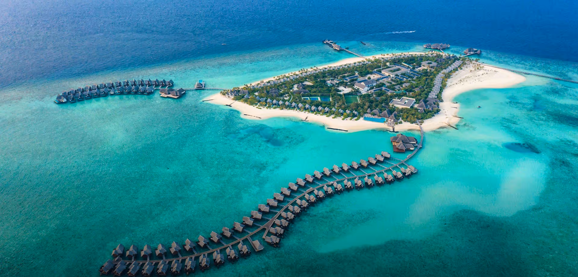 heritance-aarah-maldives-1-padel-courts-raa-atoll-Property1.jpg