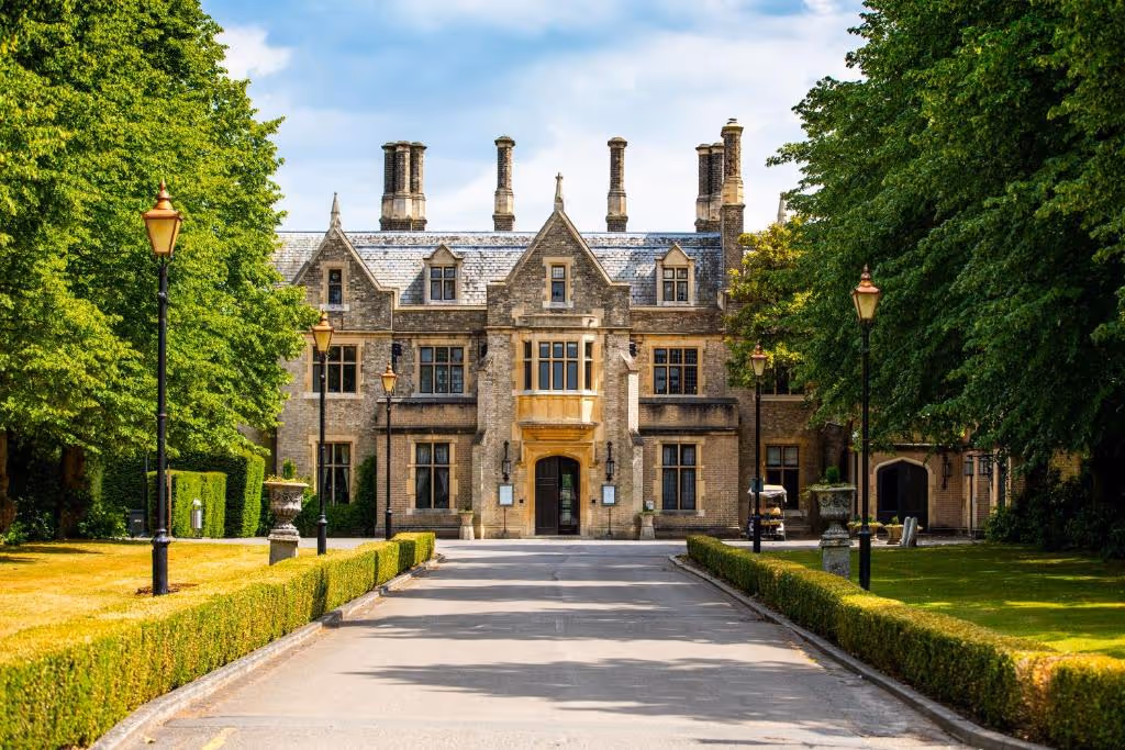 FoxhillsClub&Resort-UnitedKingdom-3-Ottershaw-property1.jpg