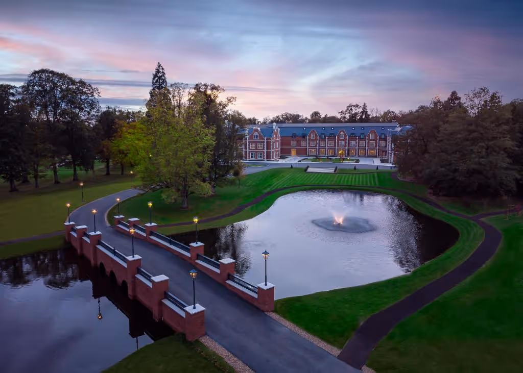 FairmontWindsorPark-UnitedKingdom-2-Egham-property1.jpg