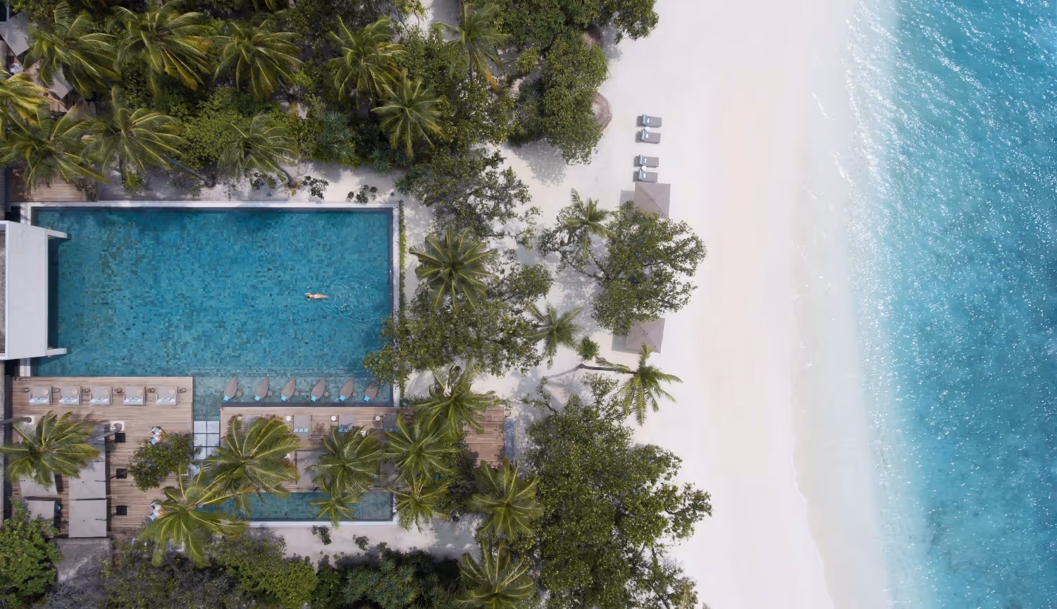 vakkaru-maldives-maldives-1-padel-courts-baa-atoll-property2.jpg