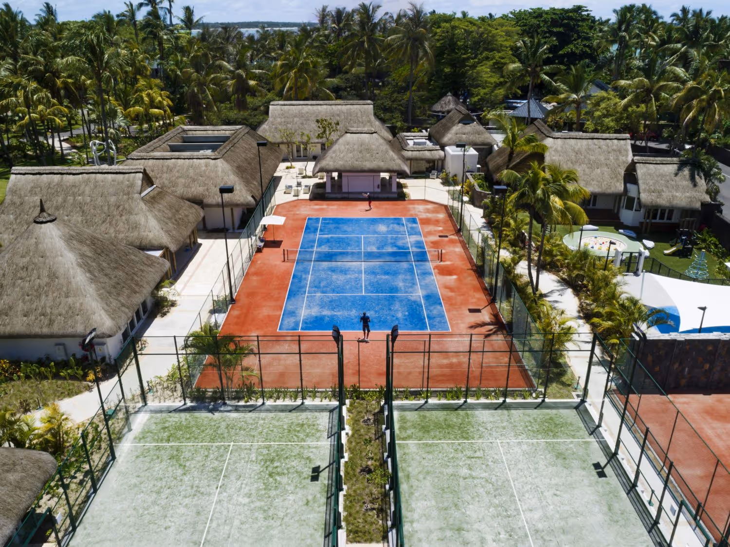 one&only-le-saint-géran-mauritius-2-padel-courts-belle-mare-court1.jpg