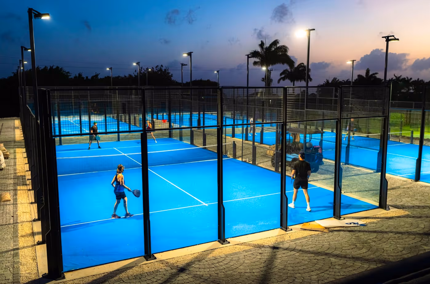 ApesHillBarbadosGolfAndResortCommunity-Barbados-8-SaintJames-court4.png