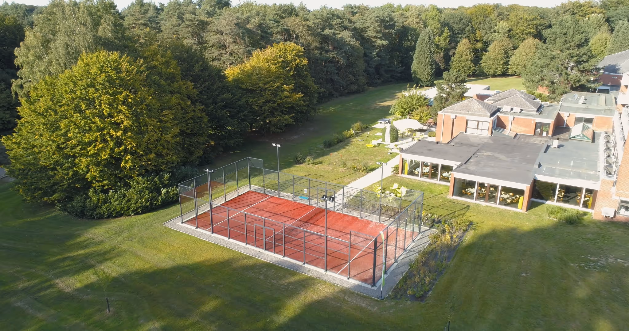 IbisStylesLouvainLaNeuveHotelAndEvents-Belgium-1-Wallonia-court1.jpeg