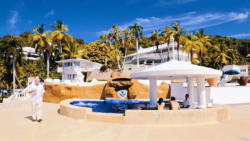 villa-vera-hotel-spa-&-racquet-club-mexico-2-padel-courts-acapulco-property2.jpg